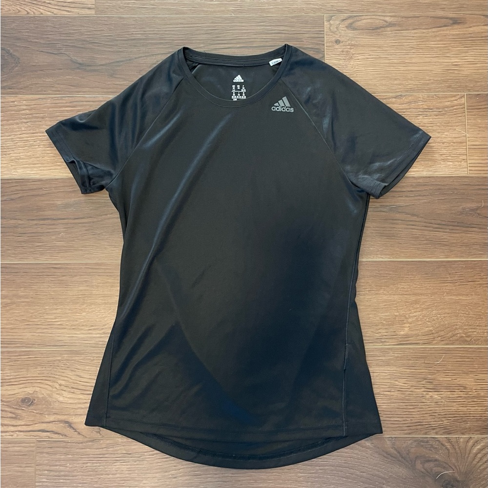 Adidas XS 4-6 climalite kids short sleeve black tee